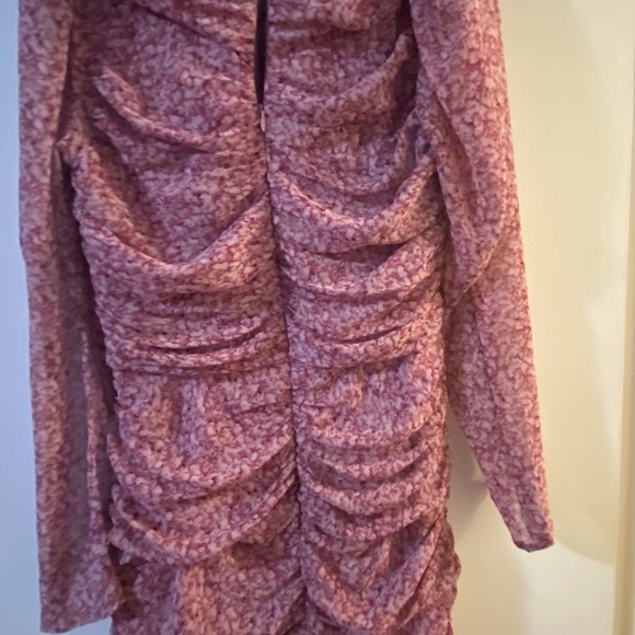 Bardot Charlotte puff sleeve pink ruched mini dress. - Picture 7 of 9